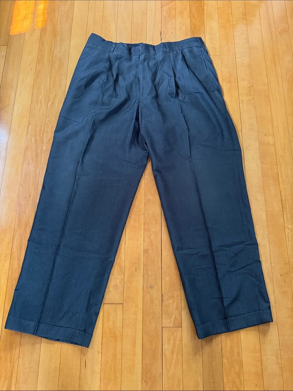 Perry Ellis Men's charcoal grey Pleated Dress Pants men’s 36x30